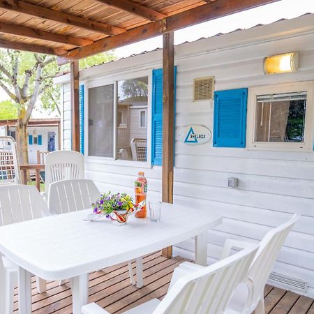 Happy Camp Mobile Homes In Butterfly Camping Village Peschiera del Garda Luaran gambar
