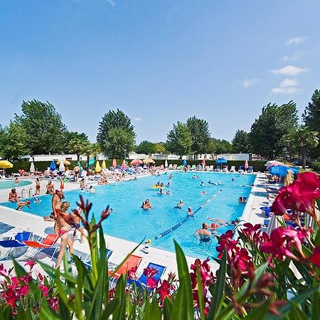 Happy Camp Mobile Homes In Butterfly Camping Village Peschiera del Garda Luaran gambar