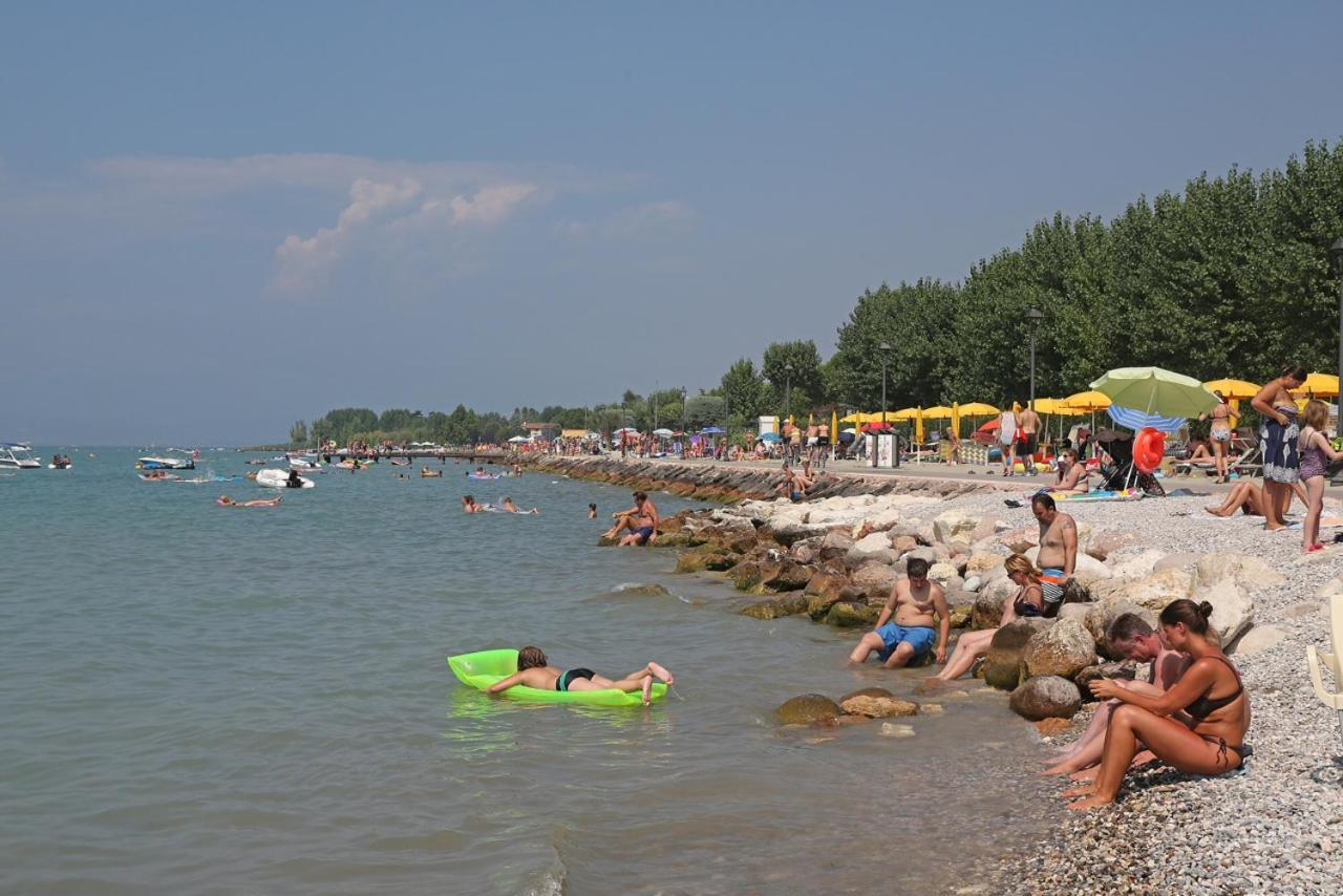 Happy Camp Mobile Homes In Butterfly Camping Village Peschiera del Garda Luaran gambar